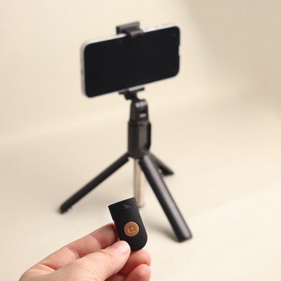 Аксесоари за Смартфони - Maxlife MXST-100 Black Селфи стик