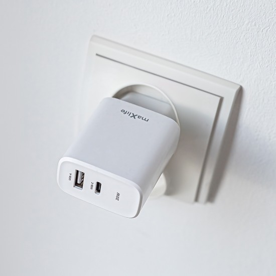 Зарядни - Maxlife MXTC-10-20AC White Зарядно
